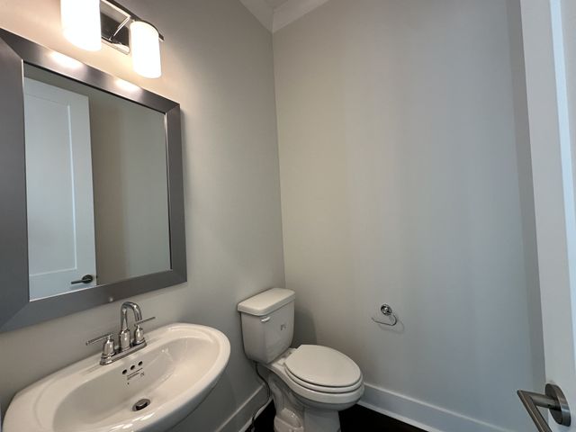 2076 Conductor Ln, Thompsons Station, TN 37179