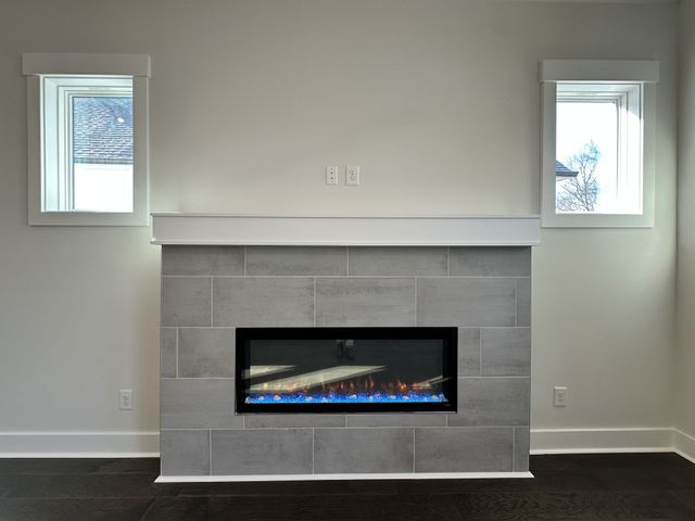 2076 Conductor Ln, Thompsons Station, TN 37179