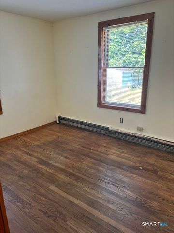 38 Central Avenue, Bristol, CT 06010
