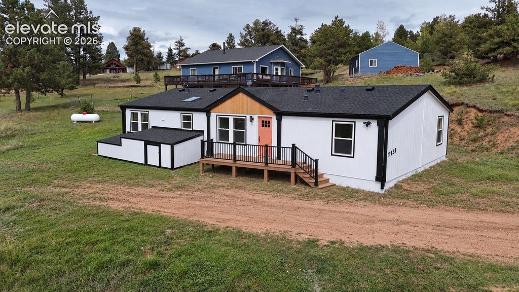 131 Dillon Lane, Florissant, CO 80816 — exterior