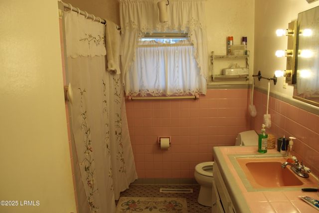 301 W Pulaski Drive, Hampton, SC 29924