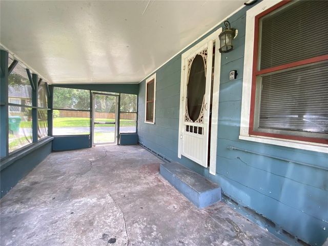 324 S OSCEOLA STREET, Deland, FL 32724