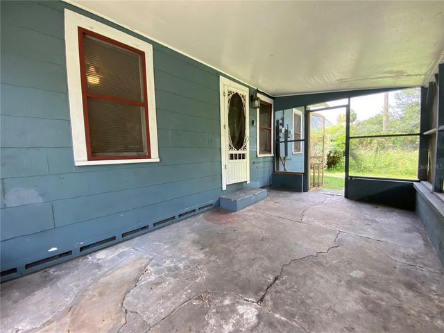 324 S OSCEOLA STREET, Deland, FL 32724