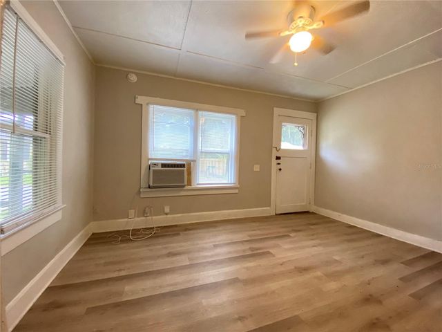 324 S OSCEOLA STREET, Deland, FL 32724