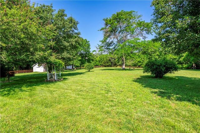 1167 Panorama Drive, Cape Fair, MO 65624