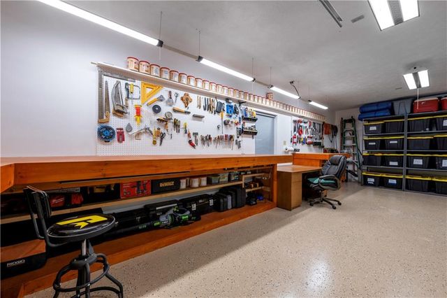 1167 Panorama Drive, Cape Fair, MO 65624