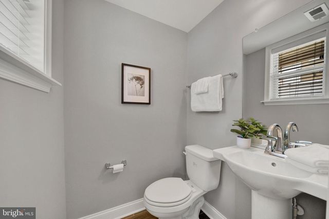813 S ROBINSON ST, Baltimore, MD 21224