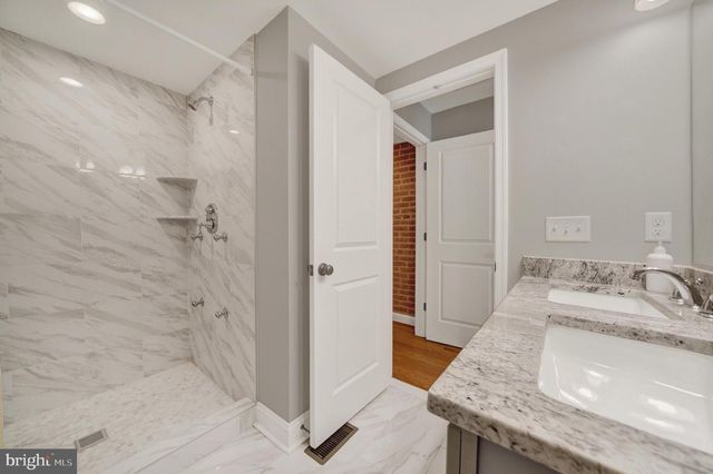 813 S ROBINSON ST, Baltimore, MD 21224