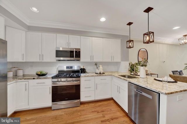 813 S ROBINSON ST, Baltimore, MD 21224