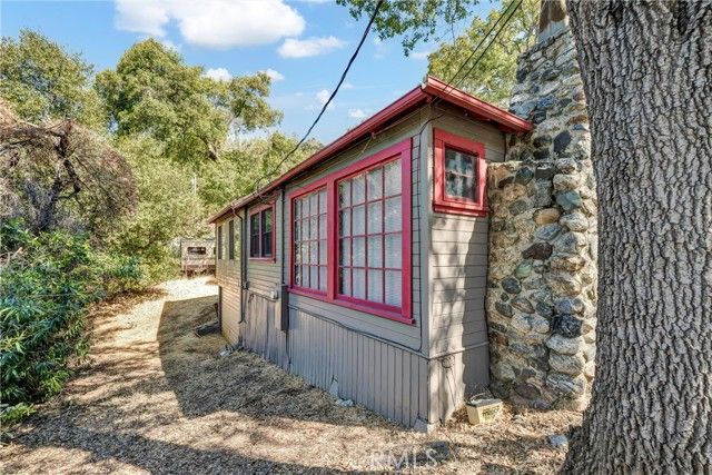 2690 Carmel Avenue, Clearlake, CA 95424