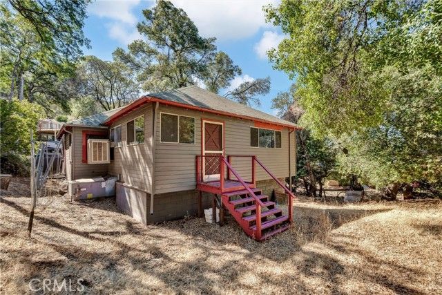 2690 Carmel Avenue, Clearlake, CA 95424