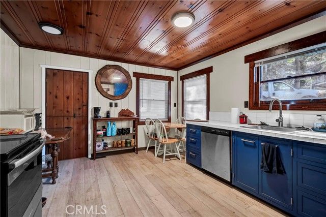 2690 Carmel Avenue, Clearlake, CA 95424