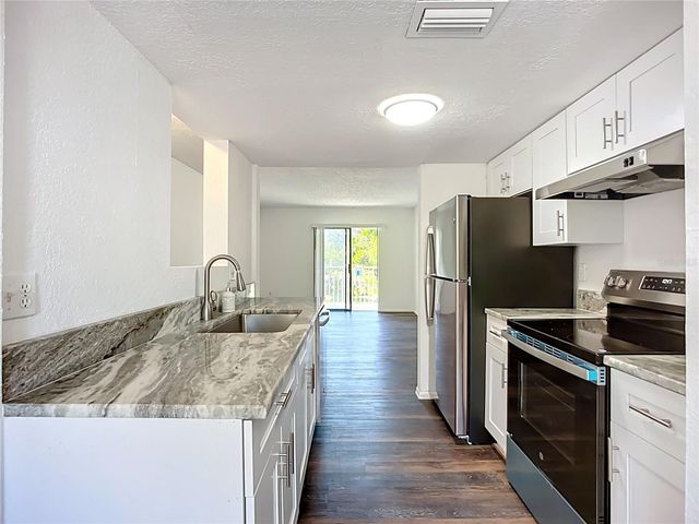 5310 26TH STREET W 306, Bradenton, FL 34207