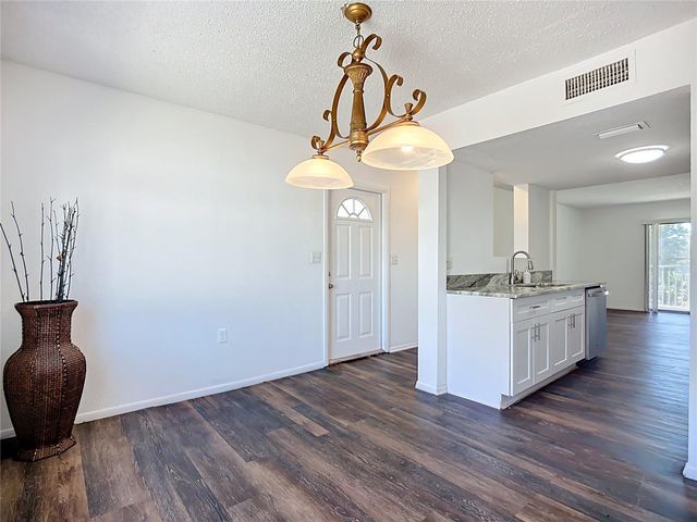5310 26TH STREET W 306, Bradenton, FL 34207