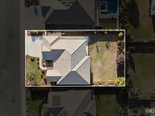 15602 Waterford Street, Bakersfield, CA 93314