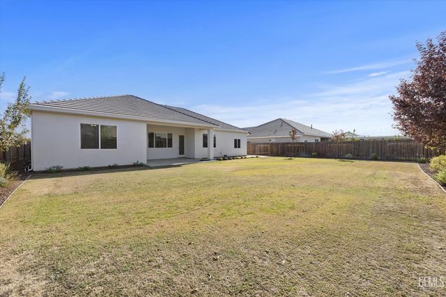 15602 Waterford Street, Bakersfield, CA 93314
