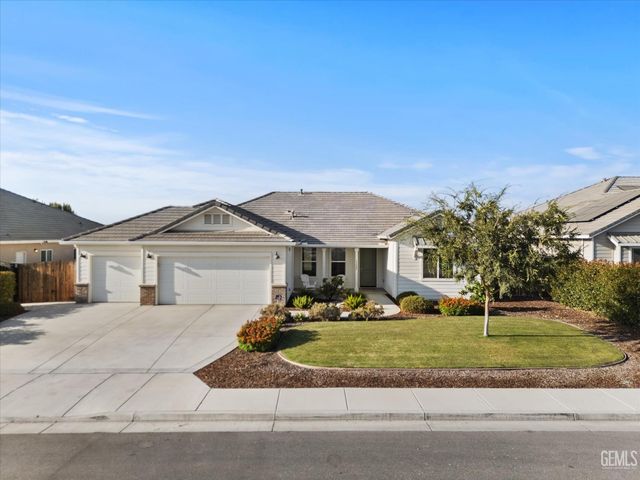 15602 Waterford Street, Bakersfield, CA 93314