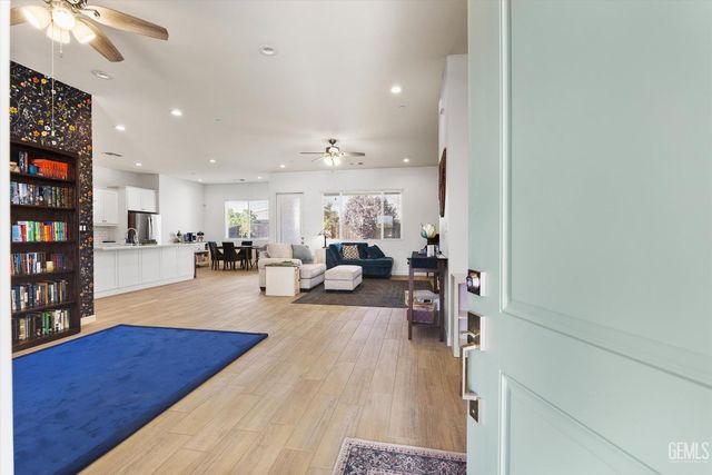 15602 Waterford Street, Bakersfield, CA 93314