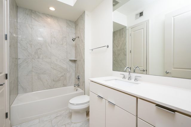 717 S Riverside Dr Apt 1506, Memphis, TN 38103