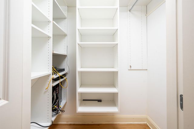 717 S Riverside Dr Apt 1506, Memphis, TN 38103