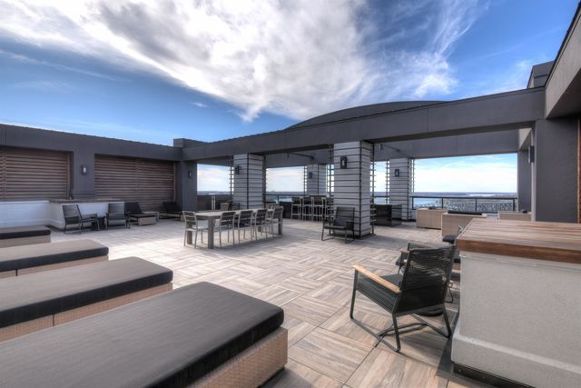 717 S Riverside Dr Apt 1506, Memphis, TN 38103