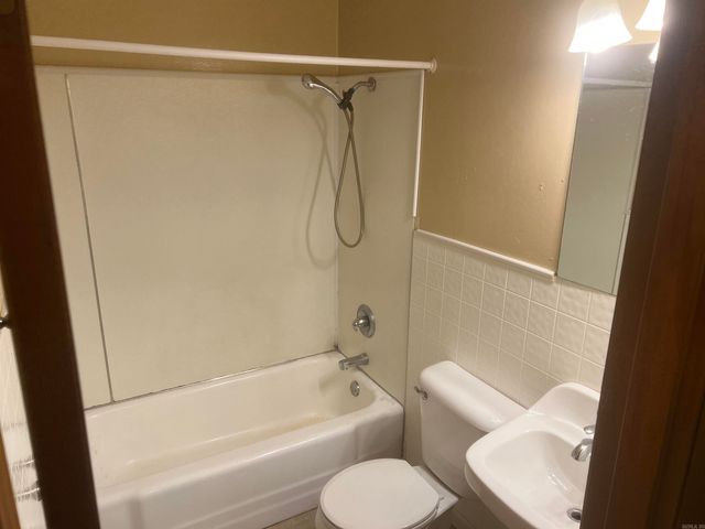 2109 Arkansas Ave, Conway, AR 72034