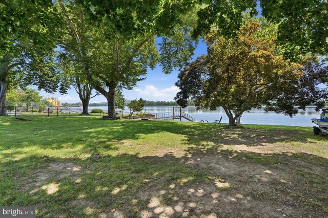 7105 RIVERVIEW AVE, Bristol, PA 19007