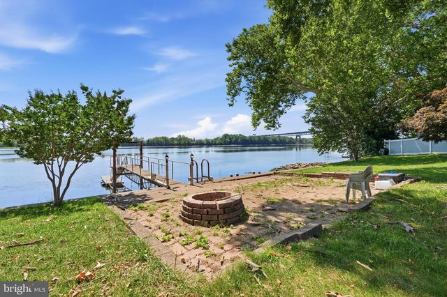 7105 RIVERVIEW AVE, Bristol, PA 19007