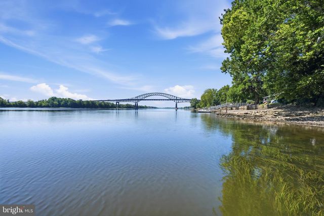 7105 RIVERVIEW AVE, Bristol, PA 19007