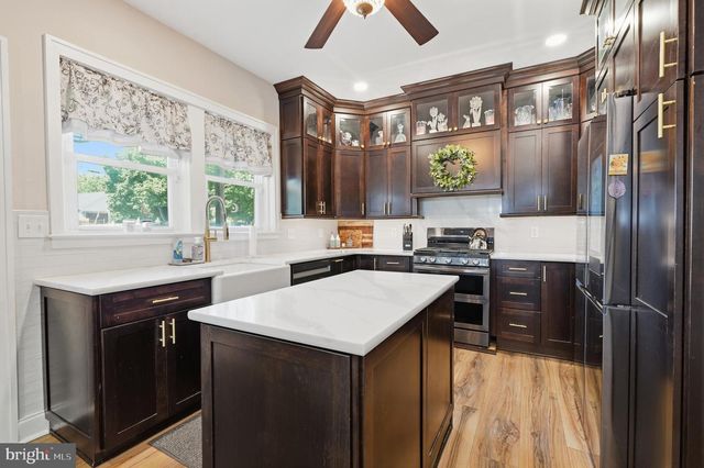 7105 RIVERVIEW AVE, Bristol, PA 19007