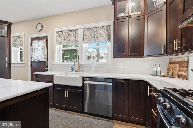 7105 RIVERVIEW AVE, Bristol, PA 19007