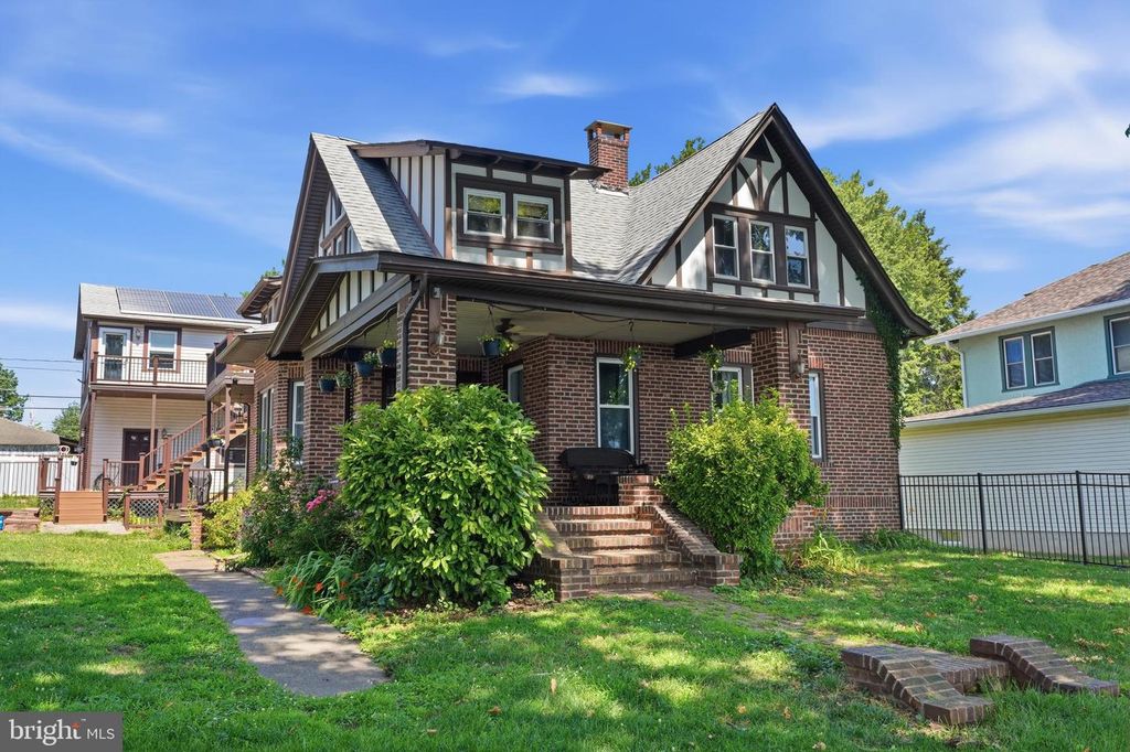 7105 RIVERVIEW AVE, Bristol, PA 19007