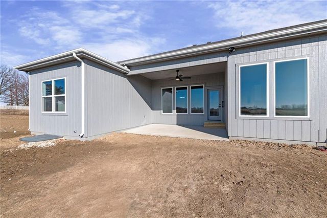 14552 Amanda Lane, Basehor, KS 66007