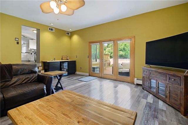 50 Countryside Drive, Cranston, RI 02921