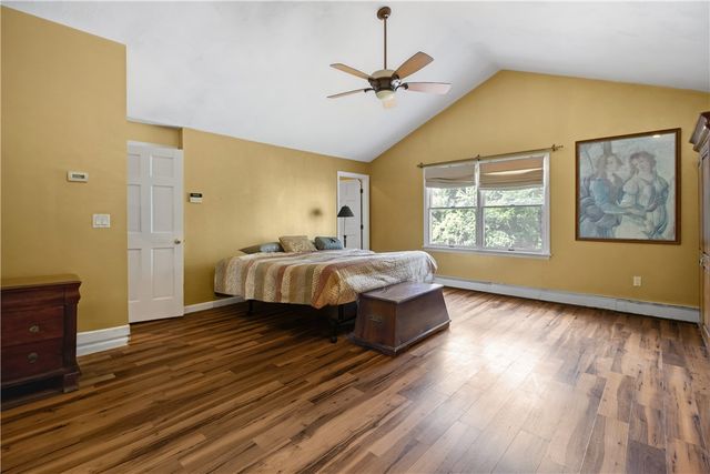 50 Countryside Drive, Cranston, RI 02921