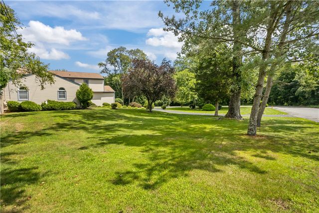50 Countryside Drive, Cranston, RI 02921