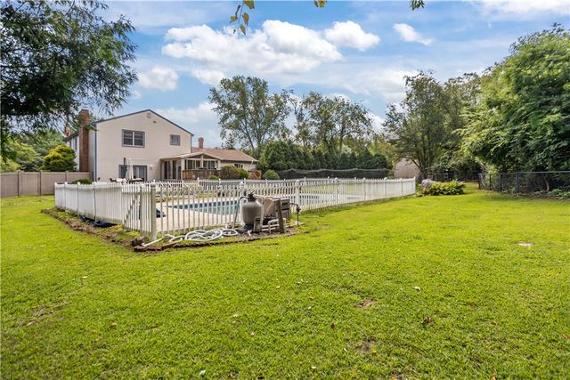 50 Countryside Drive, Cranston, RI 02921
