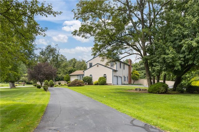 50 Countryside Drive, Cranston, RI 02921