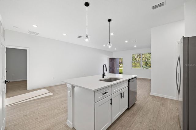 10004 N DELTONA BOULEVARD, Citrus Springs, FL 34434