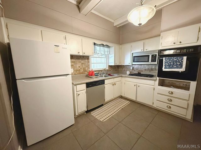 3702 Merrifield Drive, Valley Grande, AL 36703