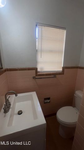 1044 Cooper Road, Jackson, MS 39212