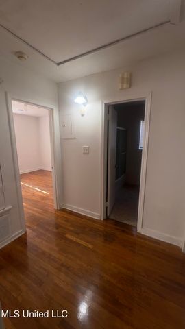 1044 Cooper Road, Jackson, MS 39212