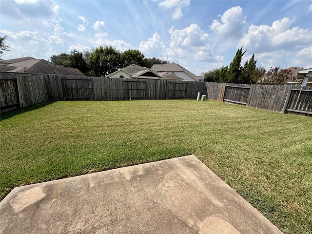 122 Long Canyon Lane, Richmond, TX 77469