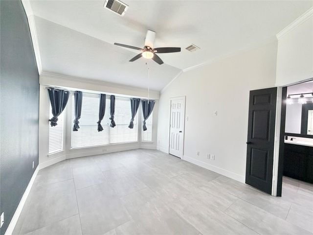 122 Long Canyon Lane, Richmond, TX 77469