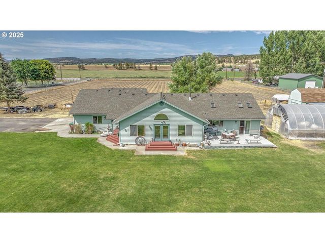 7208 Ne OCHOCO Hwy, Prineville, OR 97754