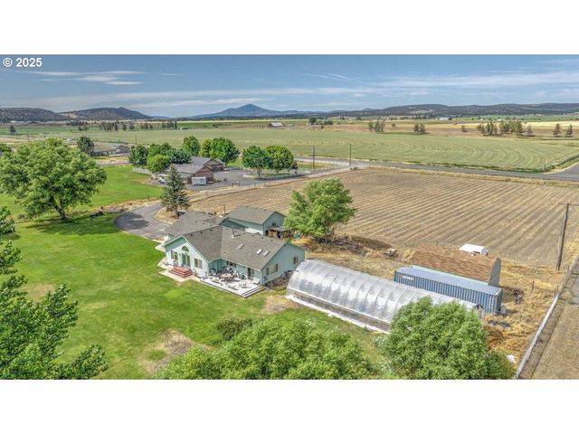 7208 Ne OCHOCO Hwy, Prineville, OR 97754