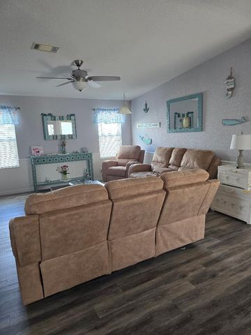 337 Seahorse Terrace, Fort Pierce, FL 34982