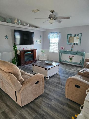 337 Seahorse Terrace, Fort Pierce, FL 34982