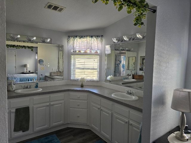 337 Seahorse Terrace, Fort Pierce, FL 34982