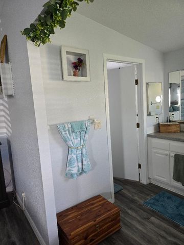 337 Seahorse Terrace, Fort Pierce, FL 34982